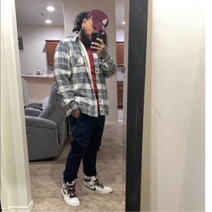 Meet your Posher, Rogelio